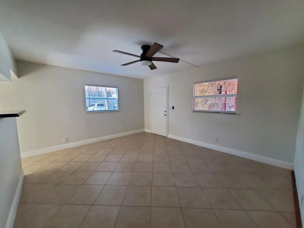 313 SW 1st Court SW Pompano Beach FL 33060
