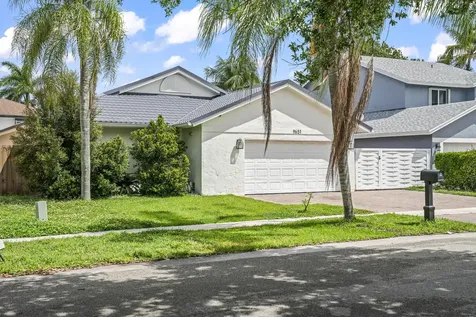 9651 SW 9th Court Pembroke Pines FL 33025