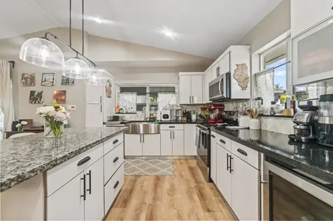 9651 SW 9th Court Pembroke Pines FL 33025