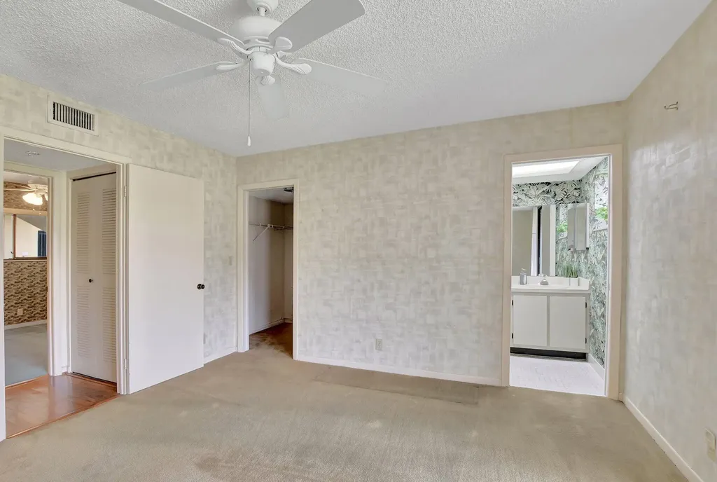5340 Las Verdes Circle Delray Beach FL 33484