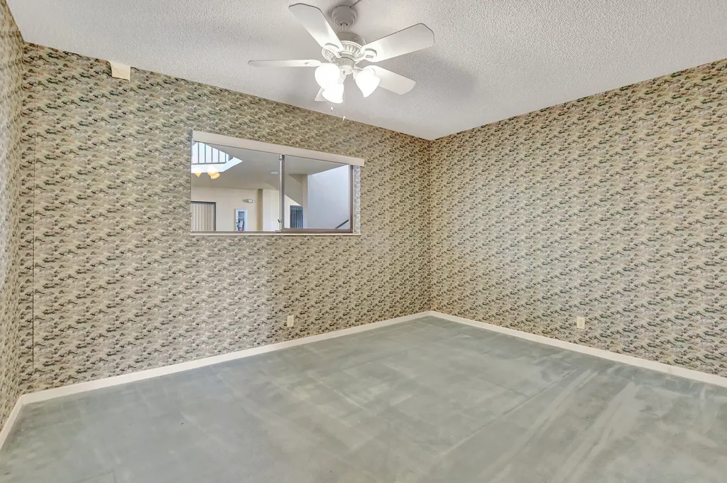 5340 Las Verdes Circle Delray Beach FL 33484