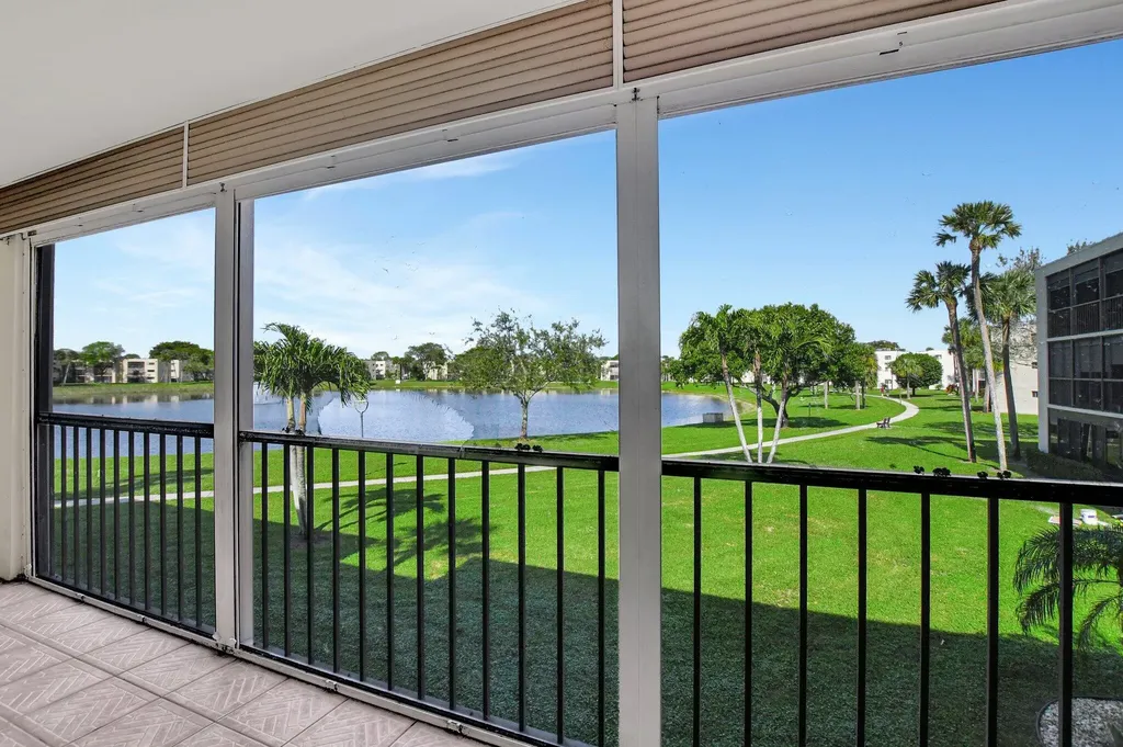 5340 Las Verdes Circle Delray Beach FL 33484