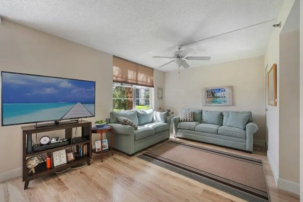 5340 NW 2nd Avenue NW Boca Raton FL 33487