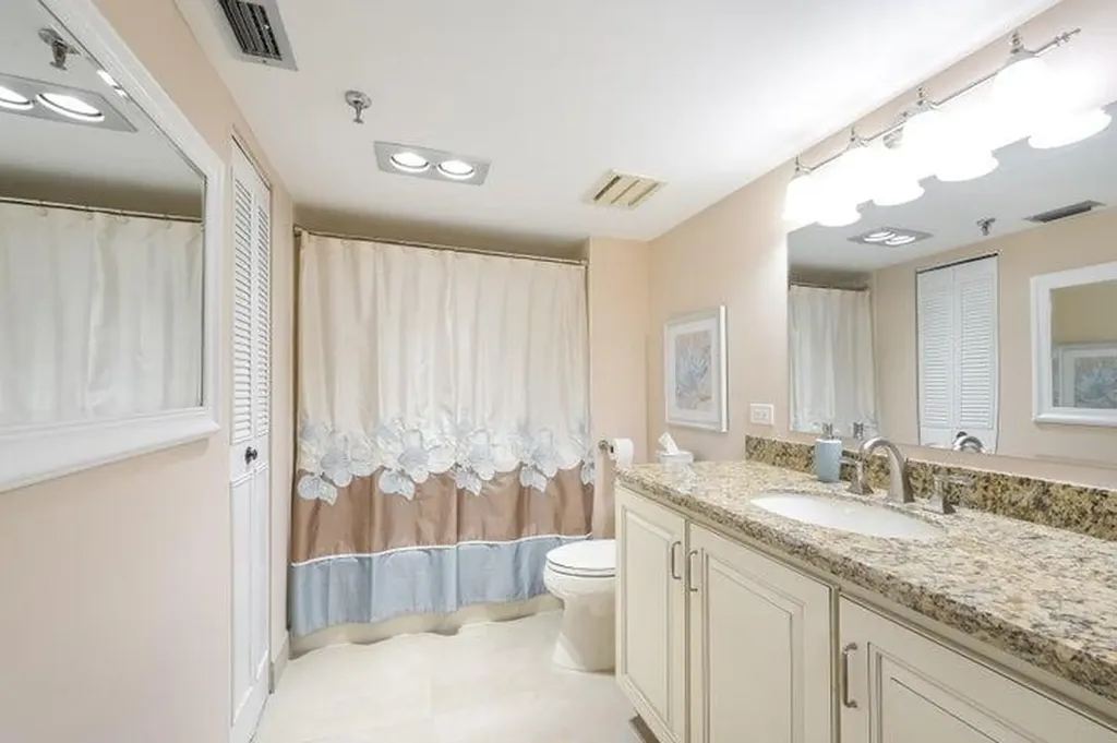 5340 NW 2nd Avenue NW Boca Raton FL 33487