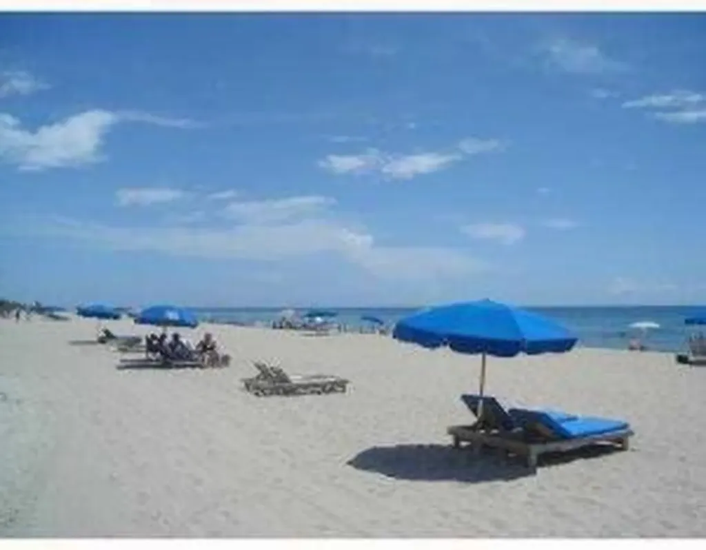 5340 NW 2nd Avenue NW Boca Raton FL 33487