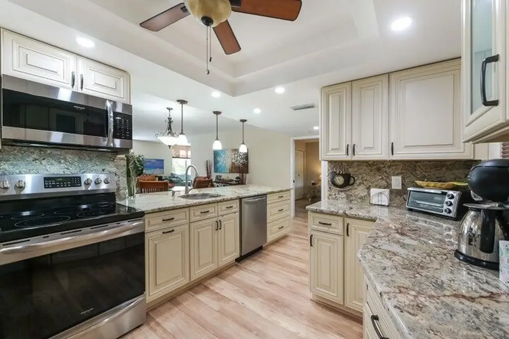 5340 NW 2nd Avenue NW Boca Raton FL 33487