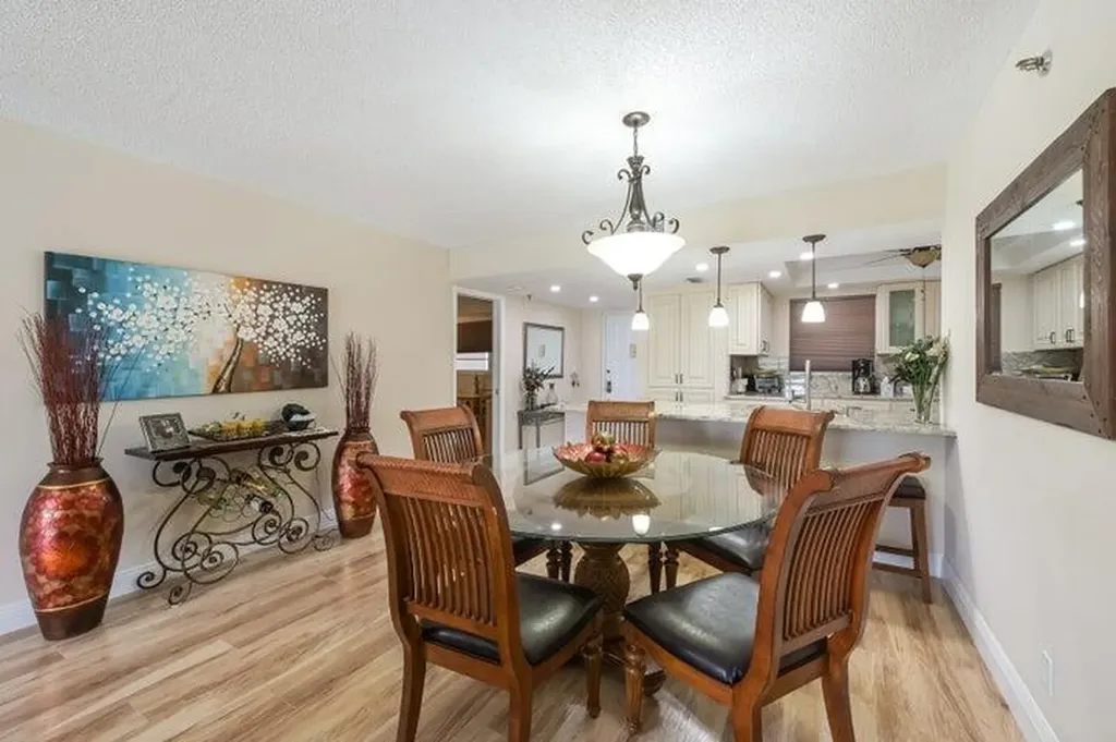 5340 NW 2nd Avenue NW Boca Raton FL 33487