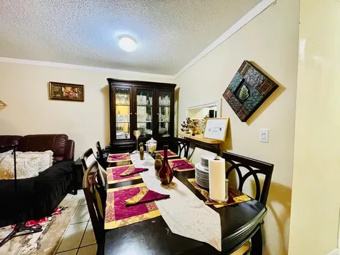 5051 W Oakland Park Boulevard W Lauderdale Lakes FL 33313