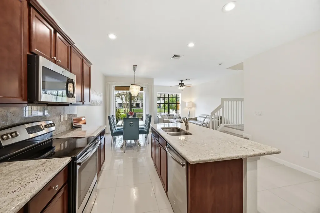 10415 Wellington Parc Drive Wellington FL 33449