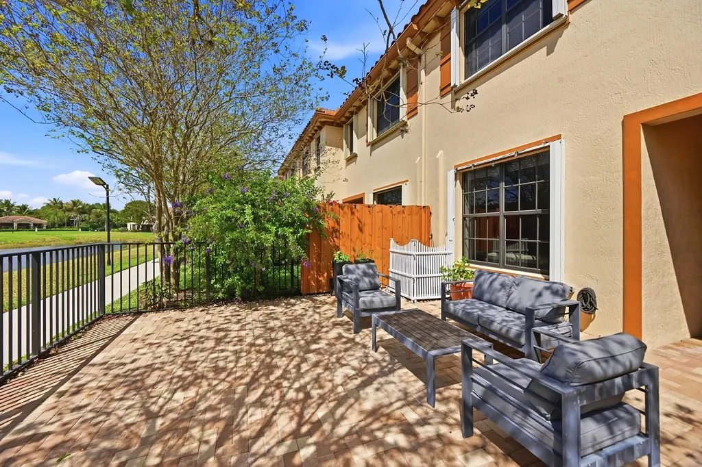 10415 Wellington Parc Drive Wellington FL 33449