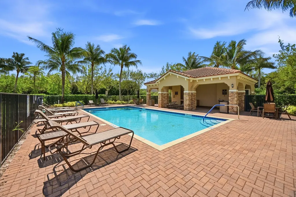 10415 Wellington Parc Drive Wellington FL 33449