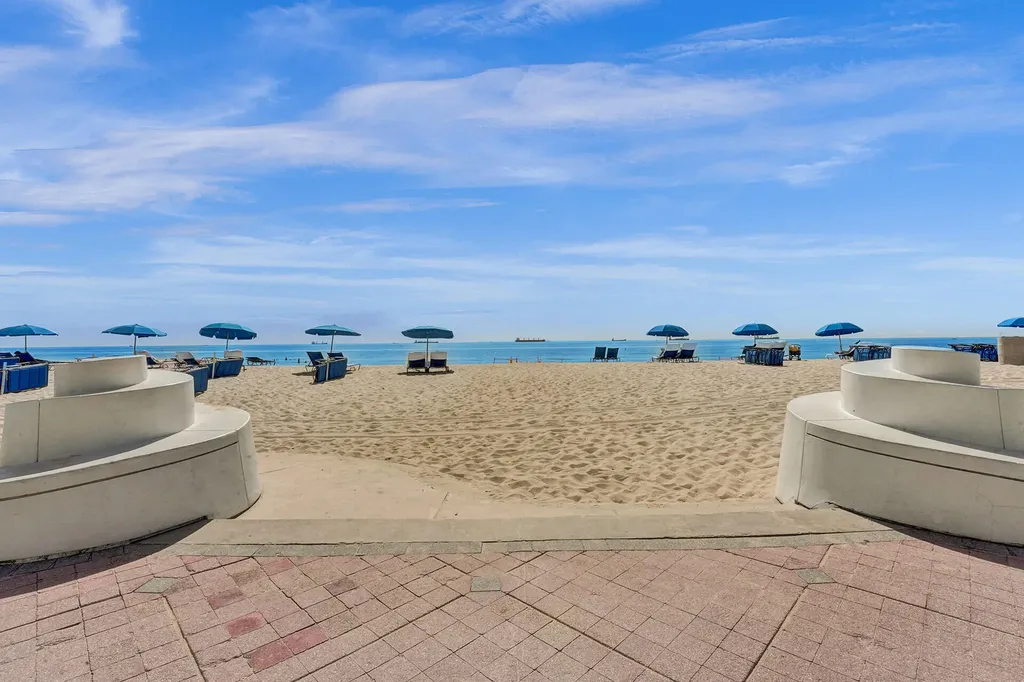 525 N Fort Lauderdale Beach Boulevard Fort Lauderdale FL 33304