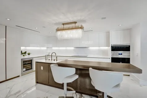 525 N Fort Lauderdale Beach Boulevard Fort Lauderdale FL 33304