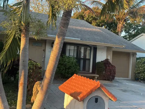 5654 E Ithaca Circle Circle E Lake Worth FL 33463