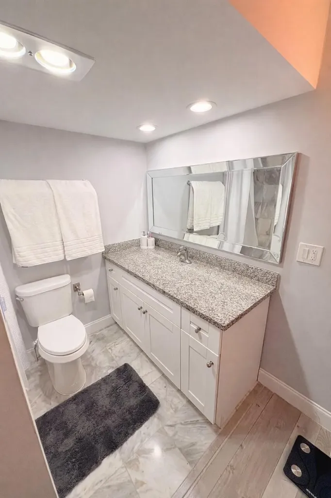 605 Oaks Drive Pompano Beach FL 33069