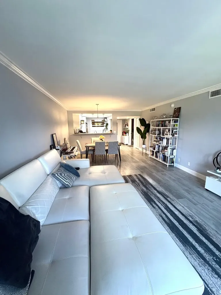 605 Oaks Drive Pompano Beach FL 33069