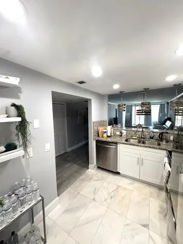 605 Oaks Drive Pompano Beach FL 33069