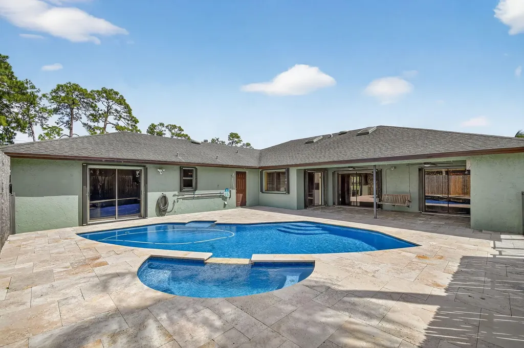 1074 Northumberland Court Wellington FL 33414
