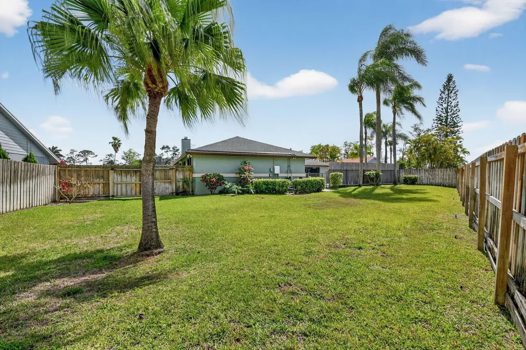 1074 Northumberland Court Wellington FL 33414