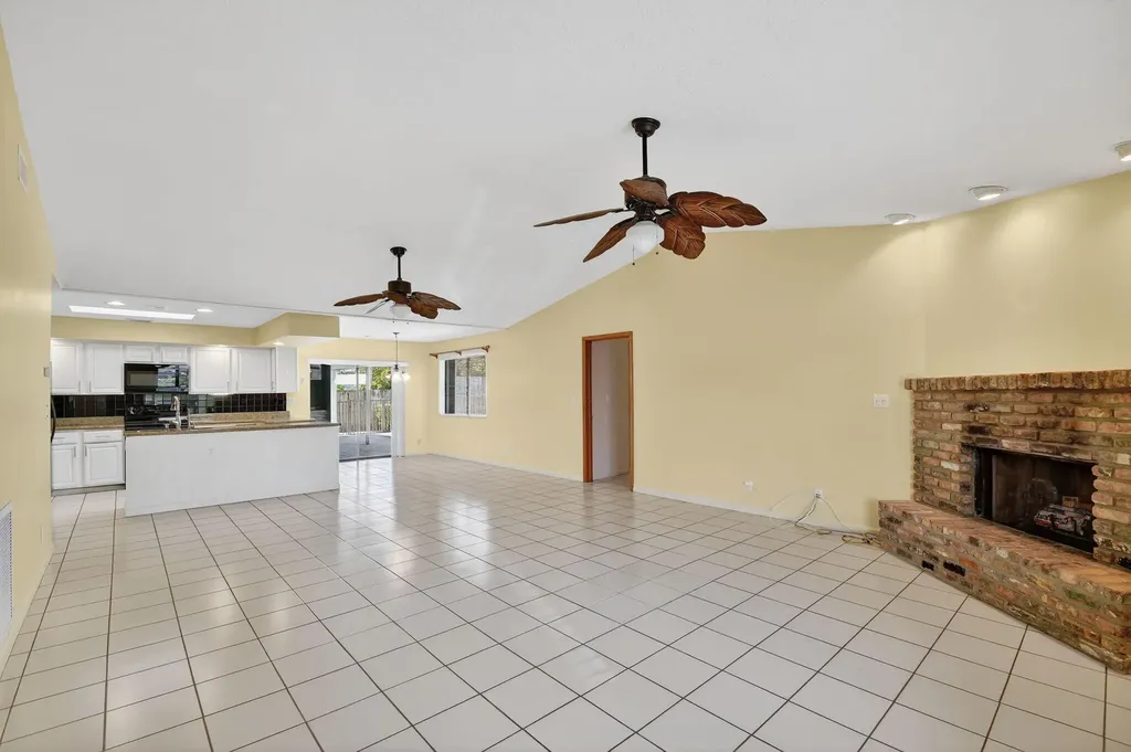 1074 Northumberland Court Wellington FL 33414