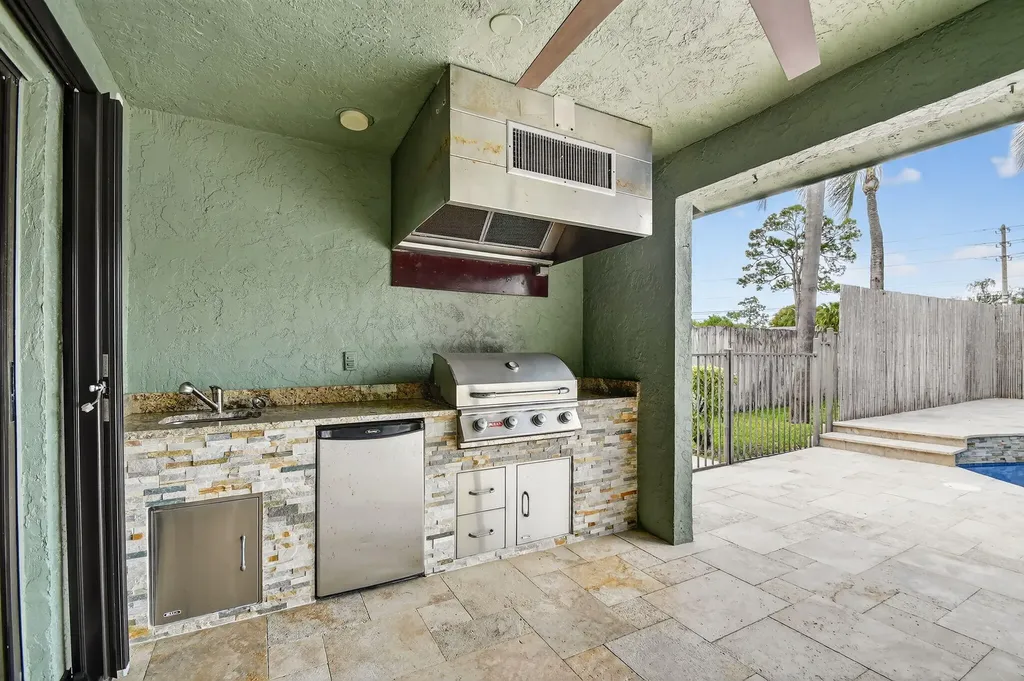 1074 Northumberland Court Wellington FL 33414