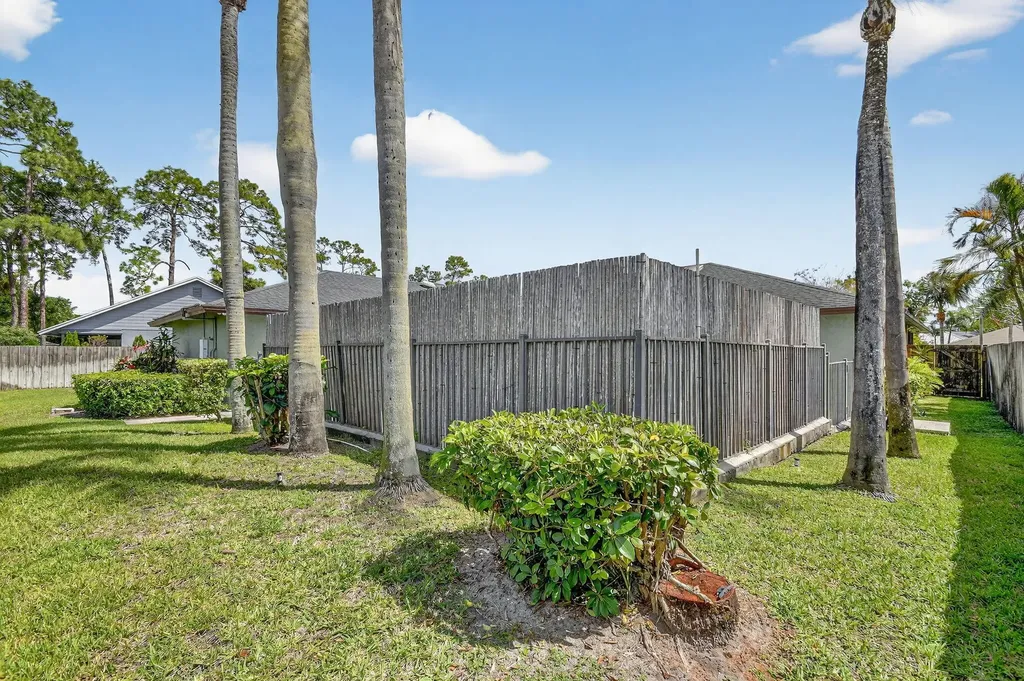 1074 Northumberland Court Wellington FL 33414