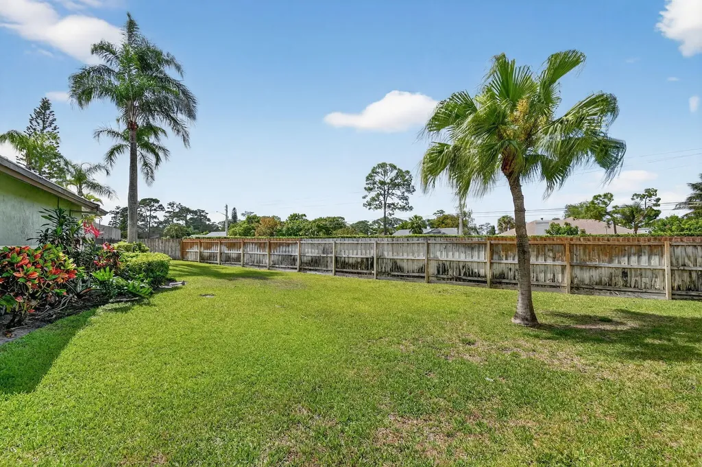 1074 Northumberland Court Wellington FL 33414