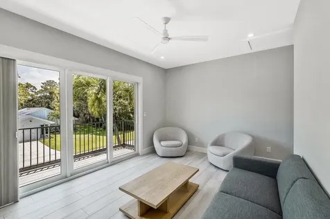 425 Hugh Street Jupiter FL 33458