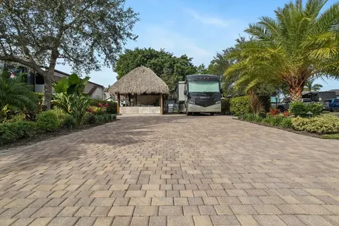 204 N Cortez Drive Margate FL 33068