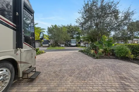 204 N Cortez Drive Margate FL 33068
