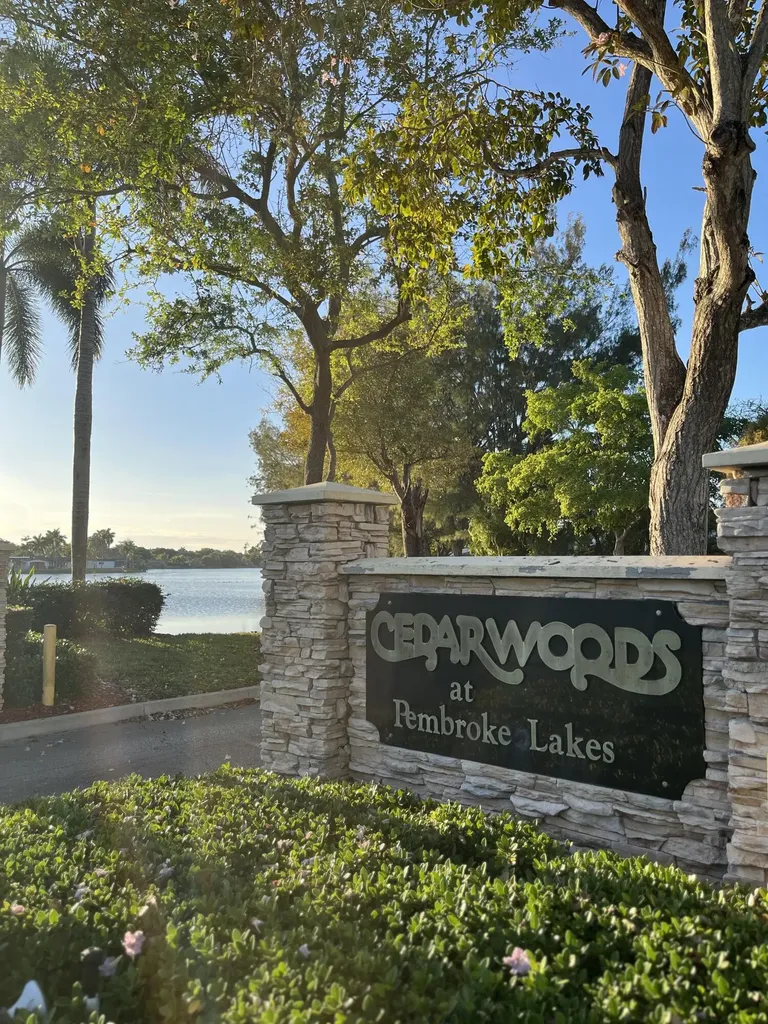 2301 Buttonwood Avenue Pembroke Pines FL 33026