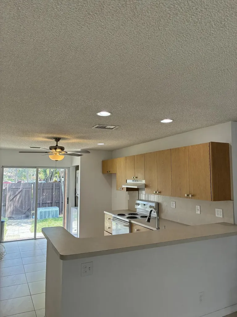 2301 Buttonwood Avenue Pembroke Pines FL 33026