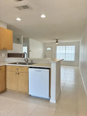 2301 Buttonwood Avenue Pembroke Pines FL 33026