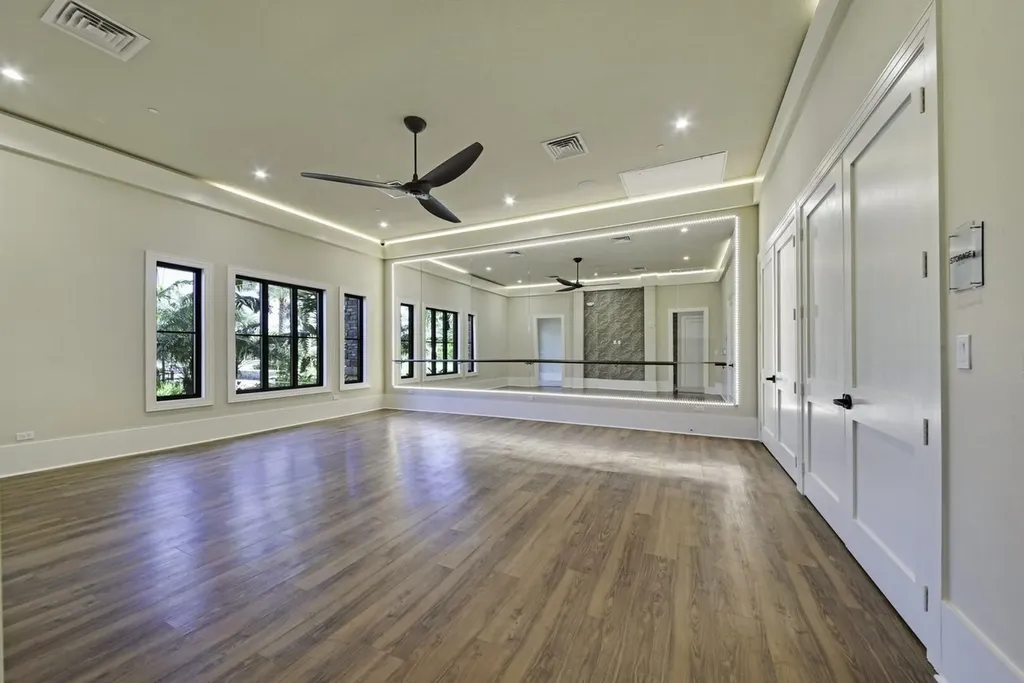 8644 Grand Prix Lane Boynton Beach FL 33472