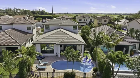8644 Grand Prix Lane Boynton Beach FL 33472