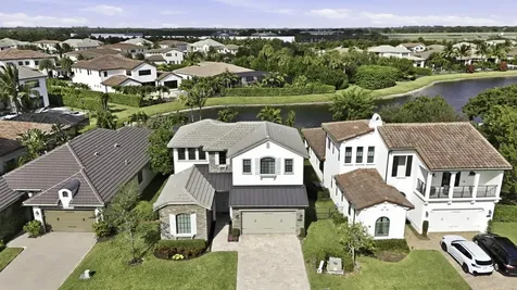 8644 Grand Prix Lane Boynton Beach FL 33472