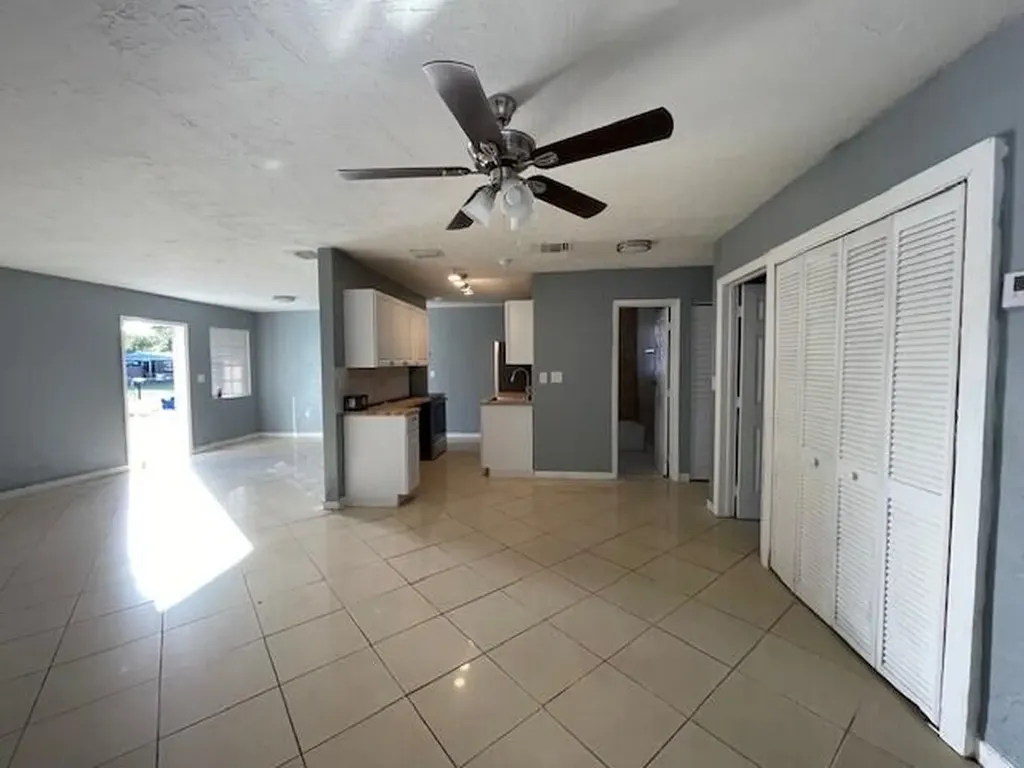 1749 NW 18th Street Fort Lauderdale FL 33311