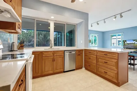 5211 SW 91st Terrace Cooper City FL 33328