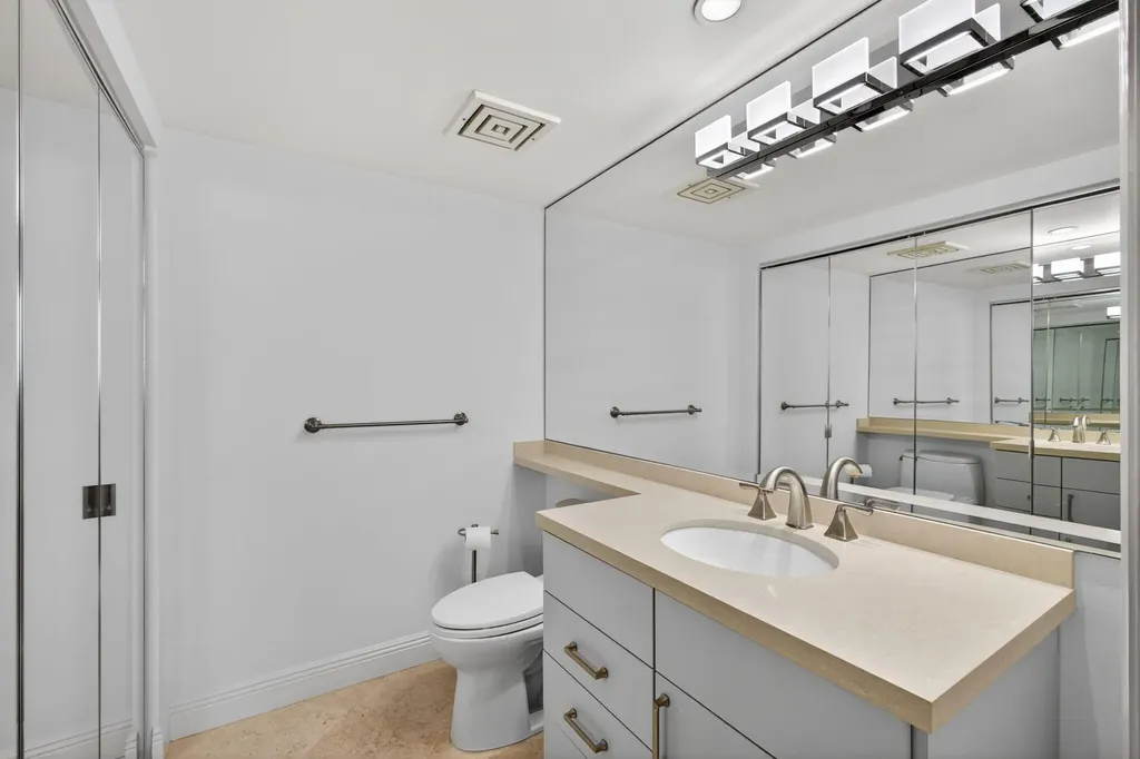 4000 N Ocean Drive Singer Island FL 33404