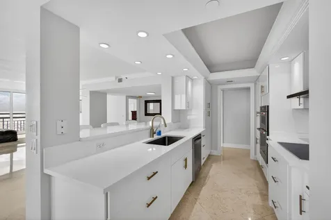 4000 N Ocean Drive Singer Island FL 33404