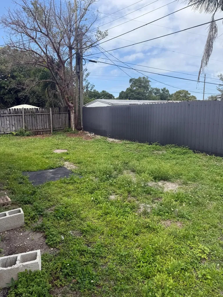 5521 SW 34th Street Pembroke Park FL 33023