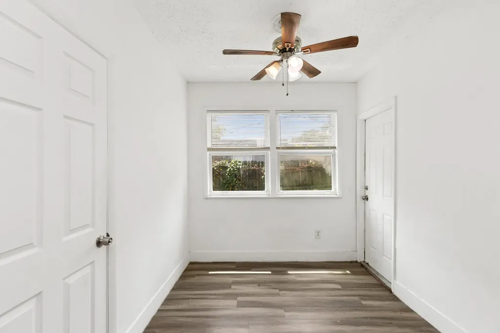 5521 SW 34th Street Pembroke Park FL 33023