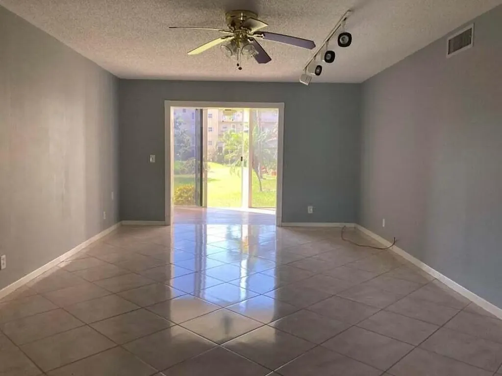 300 NE 26th Avenue NE Boynton Beach FL 33435