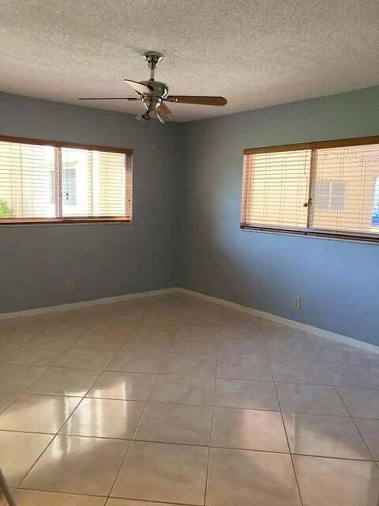 300 NE 26th Avenue NE Boynton Beach FL 33435