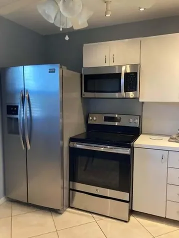 300 NE 26th Avenue NE Boynton Beach FL 33435