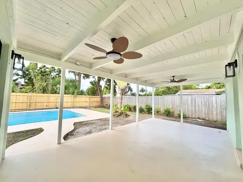 1753 16th Court N Lake Worth Beach FL 33460