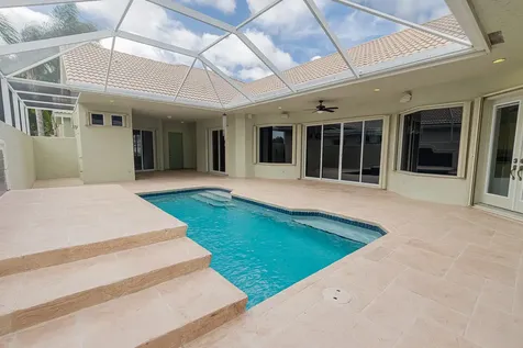 668 SW Lake Charles Circle Port St Lucie FL 34986