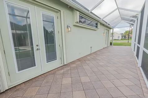 668 SW Lake Charles Circle Port St Lucie FL 34986