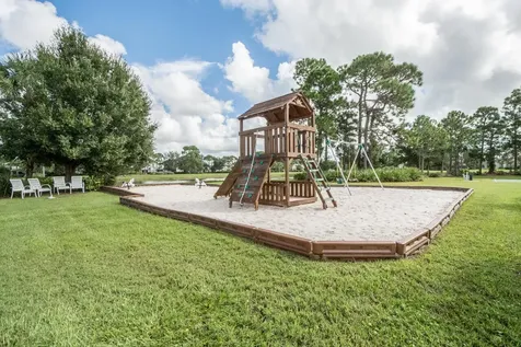 668 SW Lake Charles Circle Port St Lucie FL 34986