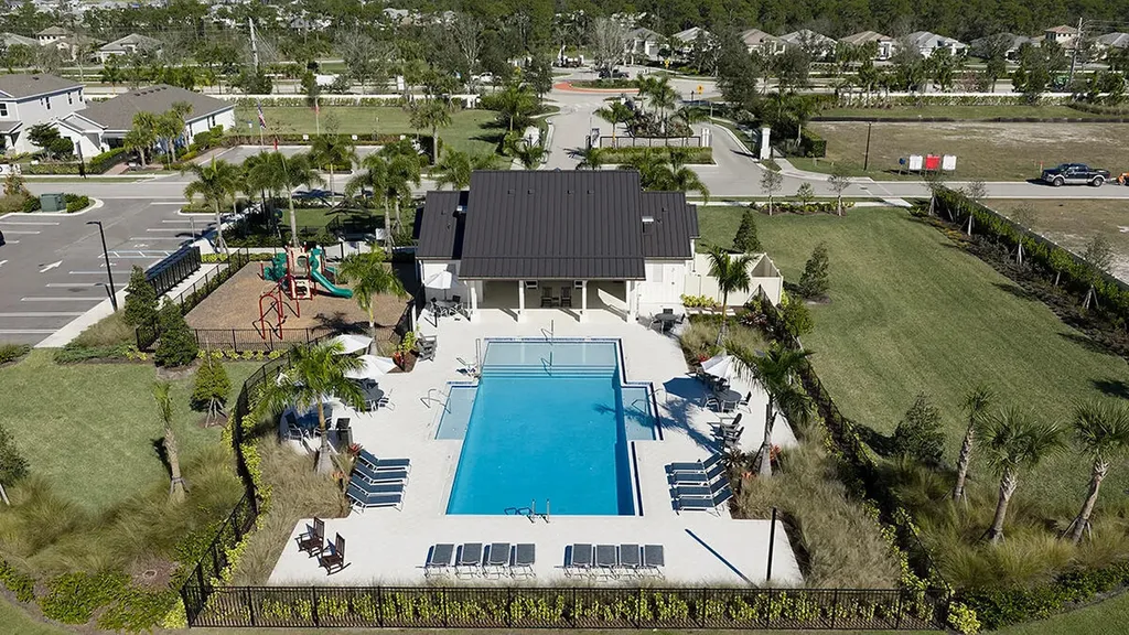 604 SE Ranch Oak Circle Port St Lucie FL 34984